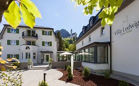 Villa Ludwig Suite Hotel / Chalet